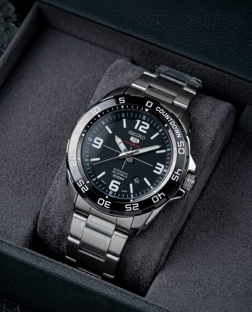 Seiko 5 Sports SRPB79J1